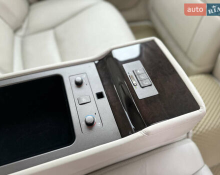 Белый Лексус ЛС, объемом двигателя 4.61 л и пробегом 167 тыс. км за 9999 $, фото 27 на Automoto.ua