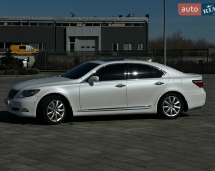 Белый Лексус ЛС, объемом двигателя 4.61 л и пробегом 226 тыс. км за 11500 $, фото 3 на Automoto.ua