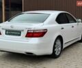 Білий Лексус ЛС, об'ємом двигуна 4.66 л та пробігом 45 тис. км за 24900 $, фото 11 на Automoto.ua