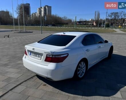 Белый Лексус ЛС, объемом двигателя 4.61 л и пробегом 226 тыс. км за 11500 $, фото 7 на Automoto.ua