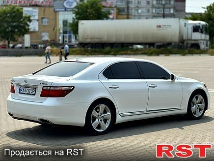 Білий Лексус ЛС, об'ємом двигуна 4.6 л та пробігом 240 тис. км за 12900 $, фото 2 на Automoto.ua