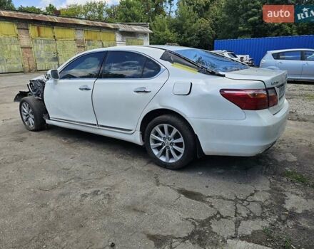 Білий Лексус ЛС, об'ємом двигуна 4.6 л та пробігом 90 тис. км за 5500 $, фото 2 на Automoto.ua