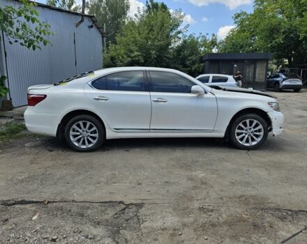 Білий Лексус ЛС, об'ємом двигуна 4.6 л та пробігом 90 тис. км за 5500 $, фото 8 на Automoto.ua