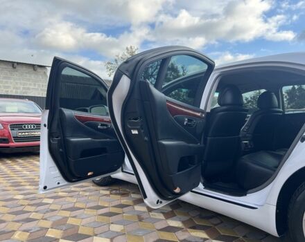 Білий Лексус ЛС, об'ємом двигуна 4.6 л та пробігом 71 тис. км за 19900 $, фото 8 на Automoto.ua