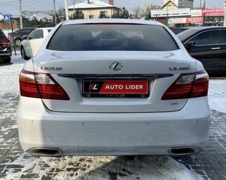 Белый Лексус ЛС, объемом двигателя 4.6 л и пробегом 71 тыс. км за 20600 $, фото 4 на Automoto.ua