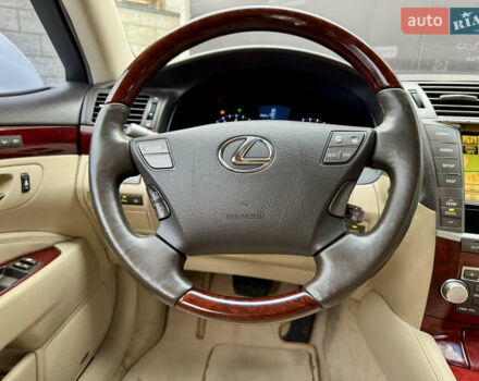 Білий Лексус ЛС, об'ємом двигуна 4.6 л та пробігом 241 тис. км за 14500 $, фото 3 на Automoto.ua
