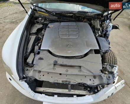 Белый Лексус ЛС, объемом двигателя 4.6 л и пробегом 130 тыс. км за 5500 $, фото 2 на Automoto.ua