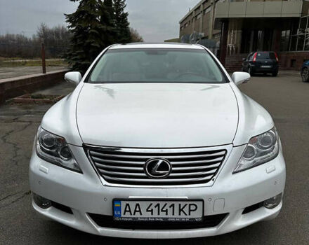 Білий Лексус ЛС, об'ємом двигуна 4.61 л та пробігом 173 тис. км за 13999 $, фото 12 на Automoto.ua