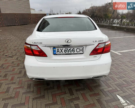 Белый Лексус ЛС, объемом двигателя 4.6 л и пробегом 142 тыс. км за 16300 $, фото 12 на Automoto.ua