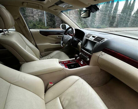 Белый Лексус ЛС, объемом двигателя 4.61 л и пробегом 173 тыс. км за 12999 $, фото 26 на Automoto.ua