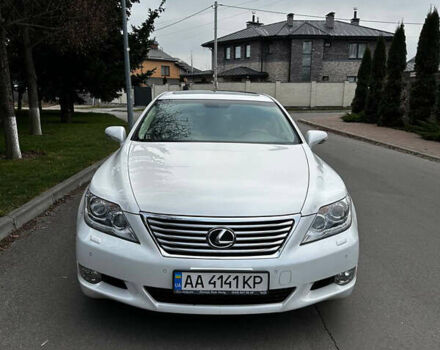 Белый Лексус ЛС, объемом двигателя 4.61 л и пробегом 173 тыс. км за 12999 $, фото 13 на Automoto.ua