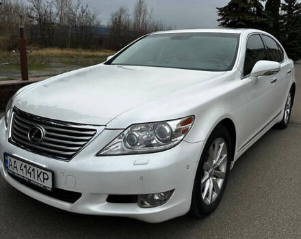 Білий Лексус ЛС, об'ємом двигуна 4.61 л та пробігом 173 тис. км за 13999 $, фото 15 на Automoto.ua