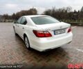 Белый Лексус ЛС, объемом двигателя 4.6 л и пробегом 141 тыс. км за 16500 $, фото 1 на Automoto.ua