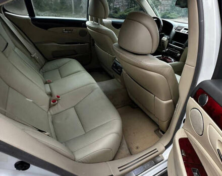 Белый Лексус ЛС, объемом двигателя 4.61 л и пробегом 173 тыс. км за 12999 $, фото 24 на Automoto.ua