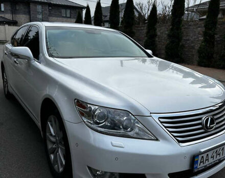 Белый Лексус ЛС, объемом двигателя 4.61 л и пробегом 173 тыс. км за 12999 $, фото 15 на Automoto.ua