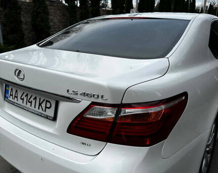 Белый Лексус ЛС, объемом двигателя 4.61 л и пробегом 173 тыс. км за 12999 $, фото 7 на Automoto.ua