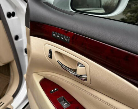 Білий Лексус ЛС, об'ємом двигуна 4.61 л та пробігом 173 тис. км за 13999 $, фото 21 на Automoto.ua