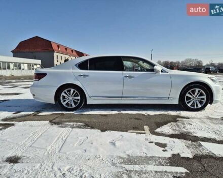 Белый Лексус ЛС, объемом двигателя 4.61 л и пробегом 132 тыс. км за 29999 $, фото 9 на Automoto.ua