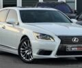 Белый Лексус ЛС, объемом двигателя 4.61 л и пробегом 135 тыс. км за 22500 $, фото 4 на Automoto.ua