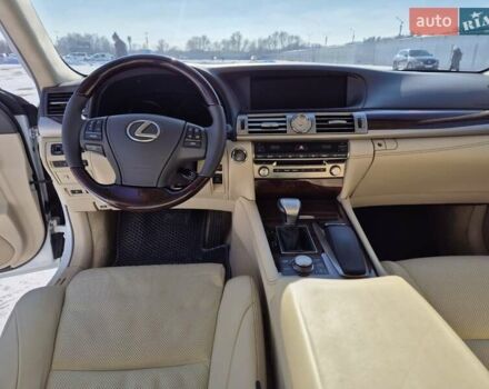 Белый Лексус ЛС, объемом двигателя 4.61 л и пробегом 132 тыс. км за 29999 $, фото 30 на Automoto.ua