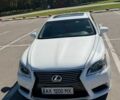 Белый Лексус ЛС, объемом двигателя 4.61 л и пробегом 135 тыс. км за 25000 $, фото 1 на Automoto.ua