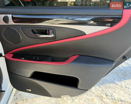 Білий Лексус ЛС, об'ємом двигуна 4.6 л та пробігом 72 тис. км за 25940 $, фото 33 на Automoto.ua