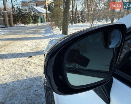 Білий Лексус ЛС, об'ємом двигуна 4.6 л та пробігом 72 тис. км за 25940 $, фото 16 на Automoto.ua