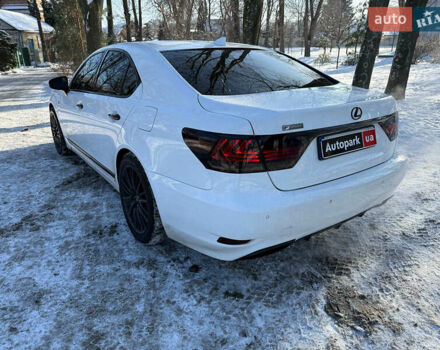 Білий Лексус ЛС, об'ємом двигуна 4.6 л та пробігом 72 тис. км за 25940 $, фото 10 на Automoto.ua