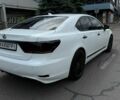 Білий Лексус ЛС, об'ємом двигуна 4.61 л та пробігом 73 тис. км за 19999 $, фото 16 на Automoto.ua