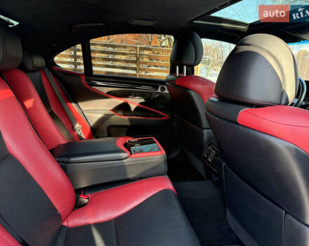 Білий Лексус ЛС, об'ємом двигуна 4.6 л та пробігом 72 тис. км за 25940 $, фото 34 на Automoto.ua