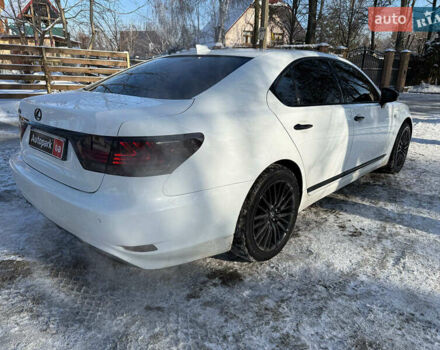 Білий Лексус ЛС, об'ємом двигуна 4.6 л та пробігом 72 тис. км за 25940 $, фото 7 на Automoto.ua