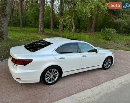 Белый Лексус ЛС, объемом двигателя 4.61 л и пробегом 170 тыс. км за 23000 $, фото 10 на Automoto.ua