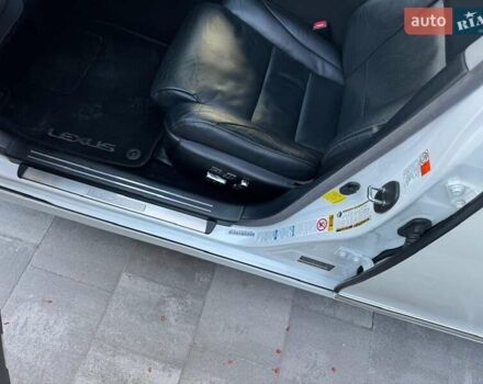 Белый Лексус ЛС, объемом двигателя 4.61 л и пробегом 170 тыс. км за 23000 $, фото 23 на Automoto.ua