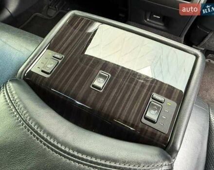 Белый Лексус ЛС, объемом двигателя 4.61 л и пробегом 169 тыс. км за 22490 $, фото 29 на Automoto.ua