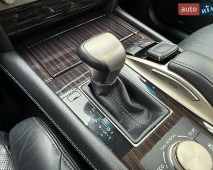 Белый Лексус ЛС, объемом двигателя 4.61 л и пробегом 169 тыс. км за 22490 $, фото 26 на Automoto.ua