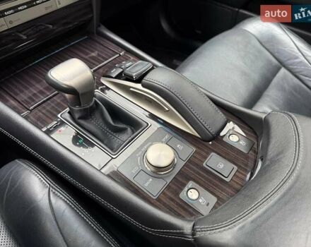 Белый Лексус ЛС, объемом двигателя 4.61 л и пробегом 169 тыс. км за 22490 $, фото 28 на Automoto.ua