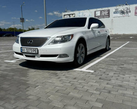 Белый Лексус ЛС, объемом двигателя 4.61 л и пробегом 212 тыс. км за 11500 $, фото 1 на Automoto.ua