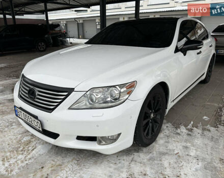 Білий Лексус ЛС, об'ємом двигуна 4.61 л та пробігом 286 тис. км за 12999 $, фото 1 на Automoto.ua