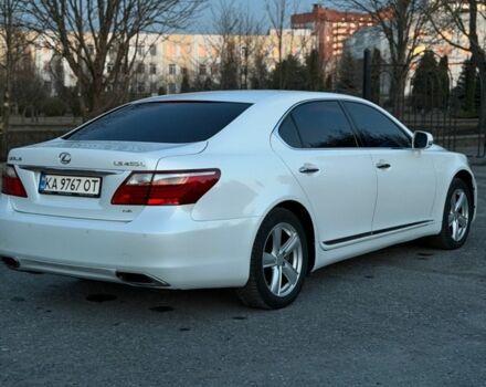 Белый Лексус ЛС, объемом двигателя 4.61 л и пробегом 195 тыс. км за 10600 $, фото 1 на Automoto.ua