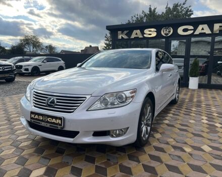 Белый Лексус ЛС, объемом двигателя 4.6 л и пробегом 71 тыс. км за 19900 $, фото 1 на Automoto.ua