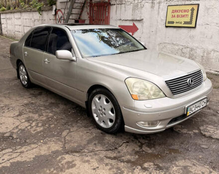 Бежевый Лексус ЛС, объемом двигателя 4.3 л и пробегом 300 тыс. км за 5500 $, фото 1 на Automoto.ua
