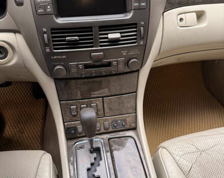 Бежевый Лексус ЛС, объемом двигателя 4.3 л и пробегом 300 тыс. км за 5500 $, фото 14 на Automoto.ua