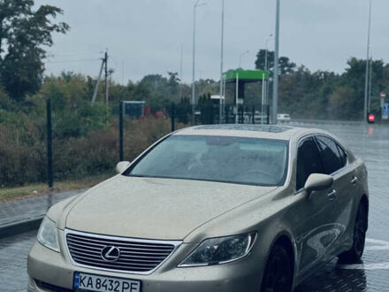 Бежевий Лексус ЛС, об'ємом двигуна 4.61 л та пробігом 222 тис. км за 8250 $, фото 1 на Automoto.ua