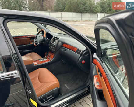 Черный Лексус ЛС, объемом двигателя 4.29 л и пробегом 307 тыс. км за 10000 $, фото 24 на Automoto.ua