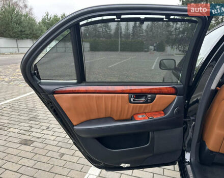 Черный Лексус ЛС, объемом двигателя 4.29 л и пробегом 307 тыс. км за 10000 $, фото 21 на Automoto.ua