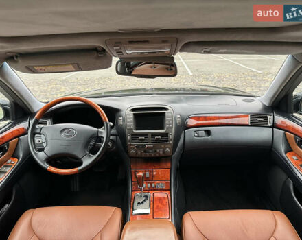 Черный Лексус ЛС, объемом двигателя 4.29 л и пробегом 307 тыс. км за 10000 $, фото 28 на Automoto.ua