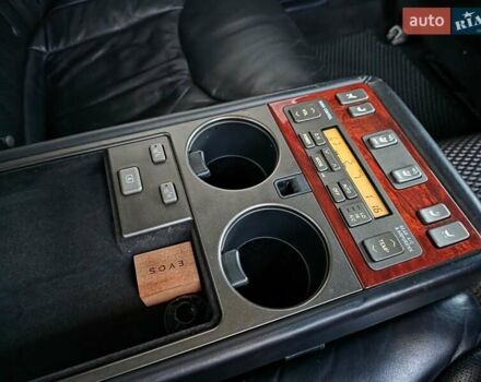 Черный Лексус ЛС, объемом двигателя 4.29 л и пробегом 298 тыс. км за 7700 $, фото 20 на Automoto.ua