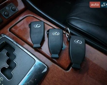 Лексус ЛС 2005 у Бердичеве на Automoto.ua Чорний Лексус ЛС, об'ємом двигуна 4.29 л та пробігом 298 тис. км за 8500 $, фото 1 на Automoto.ua