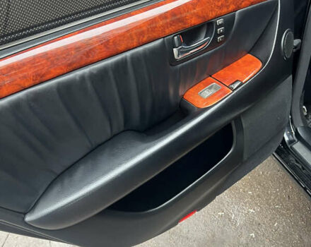 Черный Лексус ЛС, объемом двигателя 4.29 л и пробегом 384 тыс. км за 8600 $, фото 8 на Automoto.ua