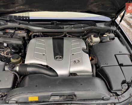 Чорний Лексус ЛС, об'ємом двигуна 4.29 л та пробігом 159 тис. км за 9000 $, фото 24 на Automoto.ua